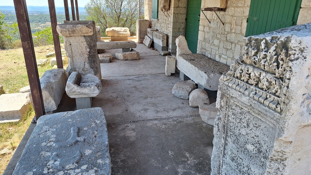 Muzejski prostor. Zatvoren.